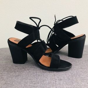 Black wedge heels SM SIZE 7